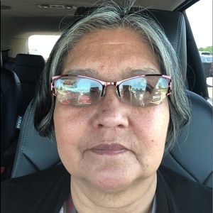 Meet your Posher, Wynema